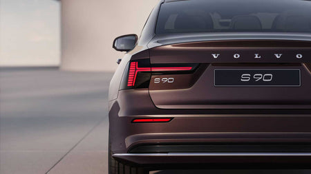 沃尔沃 S90 进化:电气化、技术升级及2025年以后