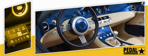 BMW Z8 的踏板指挥官
